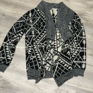 Beautiful winter cardigan size‎ small